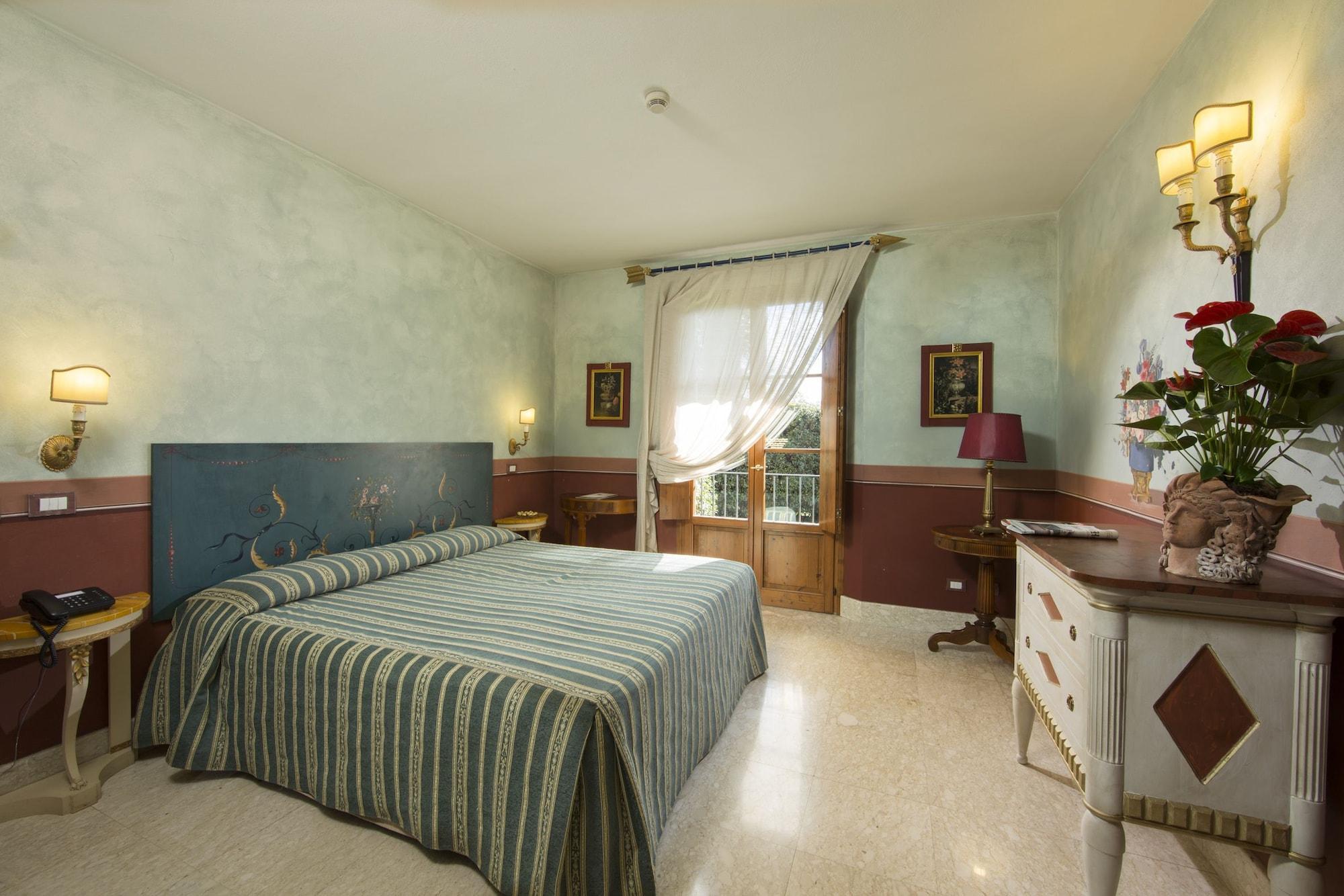 Il Piccolo Castello Hotel Monteriggioni Exterior foto